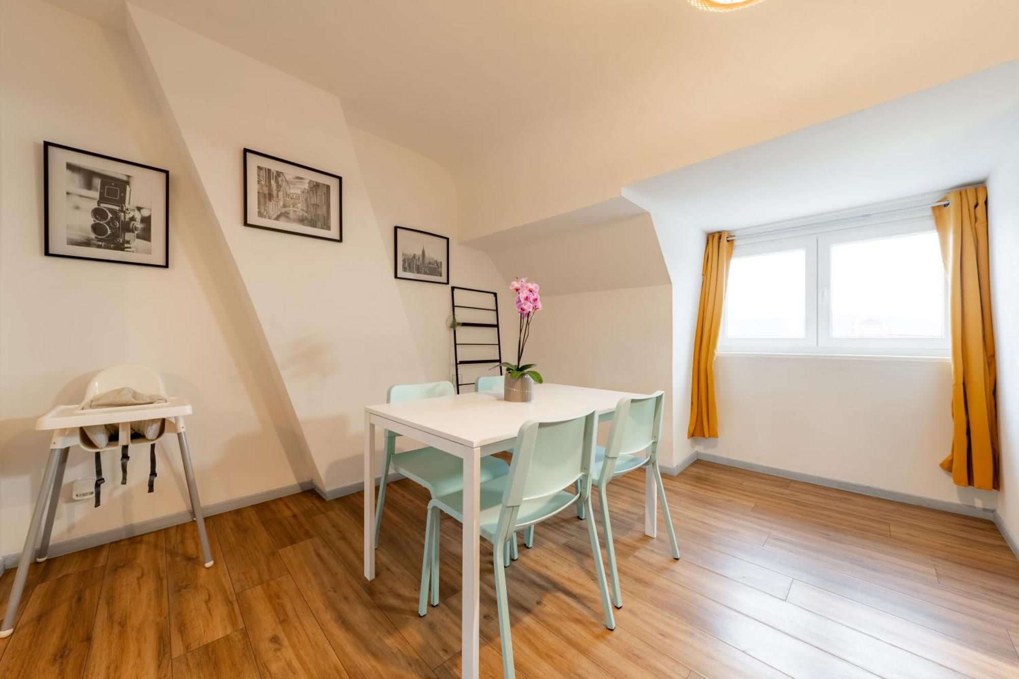 Duplex La Parenthese Enchantee Saint-Omer  Luaran gambar